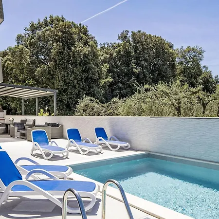 Apartamento Luxury Kevin By Interhome Medulin