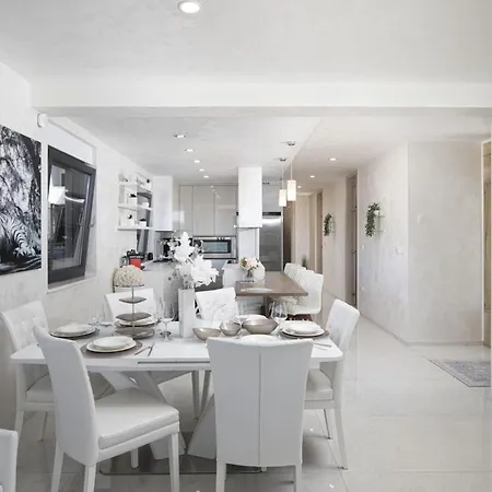 Apartamento Luxury Kevin By Interhome Medulin