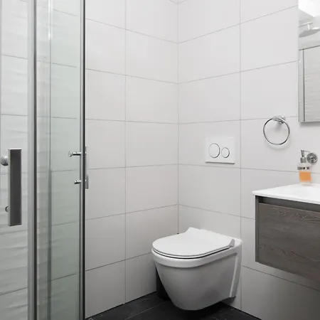 Luxury Kevin By Interhome * ميدولين