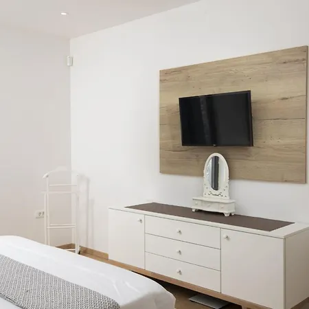 Luxury Kevin By Interhome