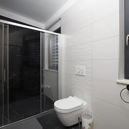 Luxury Kevin By Interhome شقة *